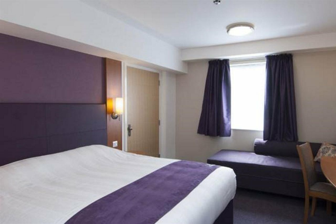 Premier Inn Birmingham Oldbury Oldbury  Bagian luar foto
